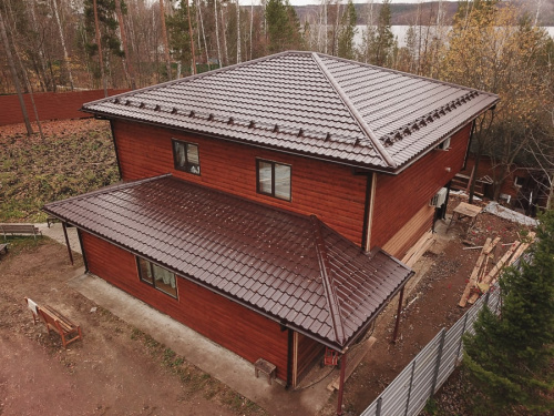 Металлочерепица Grand Line Kvinta Uno Полиэстер RAL 8017 Шоколад